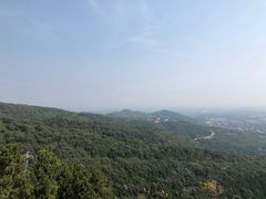 -鬼笑石后山停车场