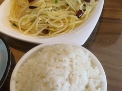 -严记小天府酸菜鱼(西四路店)