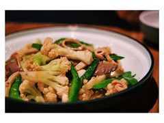 花菜炒肉-先记烧鹅王·本地粤菜(福永店)