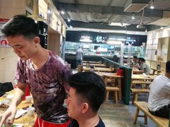 大堂-木屋烧烤(岗顶二店)