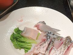 -得意咚瓜·顺德鱼生·冬瓜火锅(深圳首店)