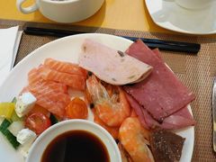 -上海西藏大厦万怡自助餐厅(徐汇店)