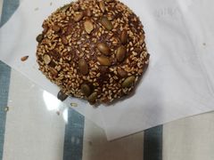 多种谷物餐包-德南面包房(尚都店)