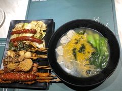 -八月美食小馆(银泰城总店)