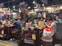 -萍姐火锅·公路夜市(武汉首店)