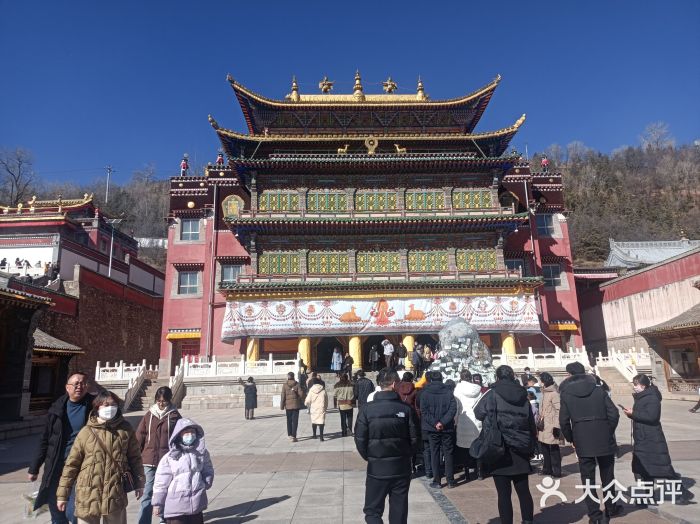 塔尔寺游客服务中心图片