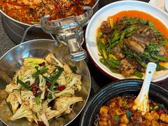 -万重锦·人文川菜馆(骡马市店)