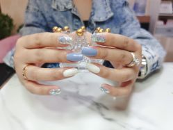 -由甲·美甲美睫工作室