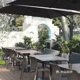 广州天环！露天餐位太chill 啦……