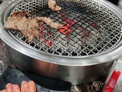 -啊美丽炭火烤肉(滑翔一店)