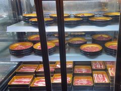 -雍容荟帝王蟹活龙虾展台自助(IFS黑金店)