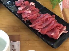 -果松木炭酸菜铜火锅·外婆参鸡汤