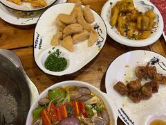 -胡须佬鸡煲四季火锅店(石厦西村直营店)