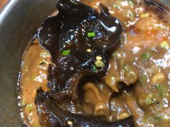 黑木耳-成都你六姐·牛肉冒菜·麻辣香锅(长泰广场店)