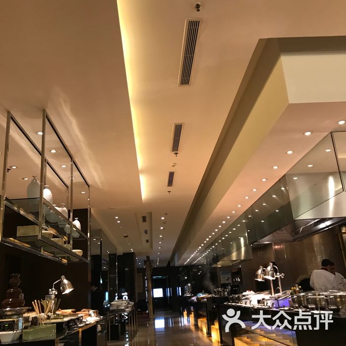 万怡酒店自助餐厅momo cafe