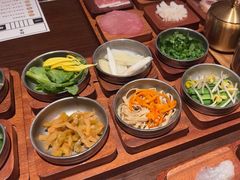 -银米·云南传统过桥米线(双廊黑金冠店)