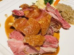 -LENBACH兰巴赫西餐啤酒坊(大连东港店)