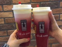 冠军满杯红草莓茶加奶盖-LELECHA乐乐茶(上海五角场万达广场店)