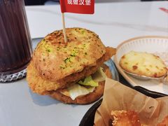 -必胜客(华南摩尔店)