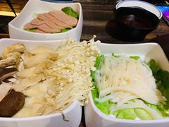 -龙虾风暴(松江店)