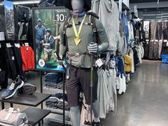 -迪卡侬(越秀公园店)