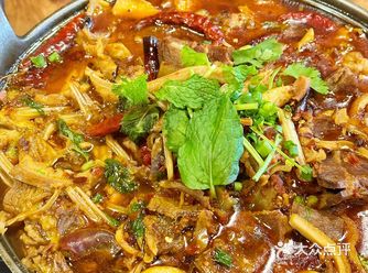 在丽江吃到了人生牛肉火锅 小红薯上面种草的一家火锅店