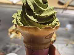 抹茶甜筒-日葵 大阪烧ひまり(仙霞路店)