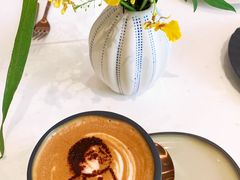 -潮一不贰·法式甜品·生日蛋糕·西式简餐(外滩店)