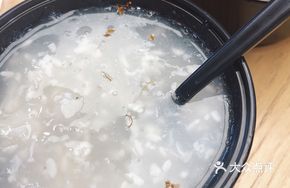 Sweet Sesame Glutinous Rice Balls with Fermented Rice Wine