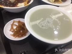 -聚德华天护国寺小吃(甜水园店)