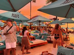 -FINNS Beach Club
