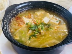 -闫家驴肉老店(华电一校店)