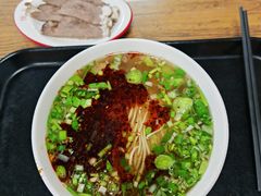-陇上全荟兰州传统牛肉面(延吉路店)