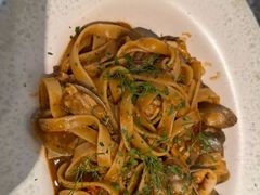 -LESCEDARS Brasserie Bistro香柏树