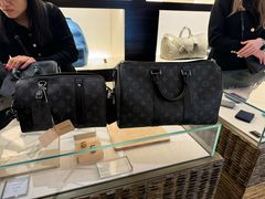 -路易·威登(香榭丽舍大道店)