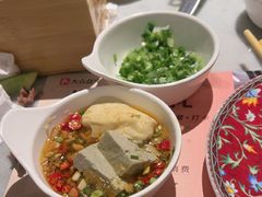 -尚尚仙·酸汤猪手·猪肚鸡火锅(华联万柳购物中心店)