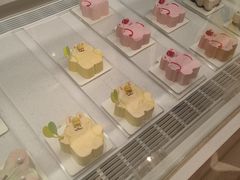-好利来(上海长宁龙之梦店)
