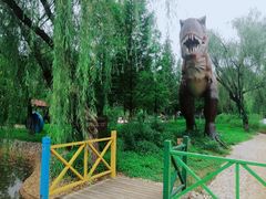 -雪山彩虹谷景区