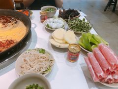 -朱氏胖子烂火锅(洪崖洞店)