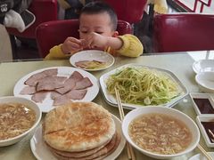 -李连贵熏肉大饼(兴工街店)