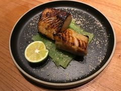 -RONIN Snack Bar