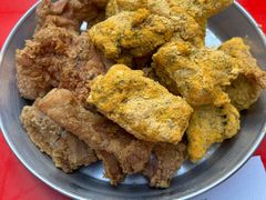 -BHC炸鸡(明洞总店)