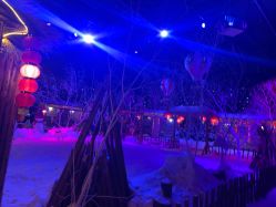 -圣名游乐城冰雪大世界