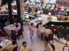 -碧中海汤泉汗蒸酒店