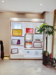 -亿美医疗美容·半岛大超炮官方授权店