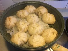 胡萝卜猪肉包子-盒马鲜生(宝地店)
