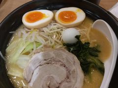 -半岛翡丽海鲜自助餐厅(观风亭店)