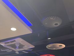-老街烧烤大排档·地道湖北菜·龙虾馆(汉口火车站店)