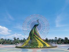 -七彩云南欢乐世界