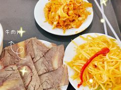 -马德元纯汤牛肉面(太奥广场店)